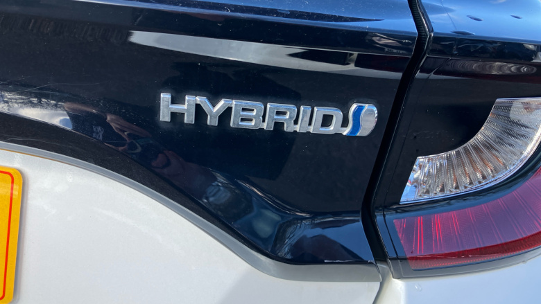 Toyota Yaris 1.5 Hybrid Icon 5dr CVT Hybrid Hatchback